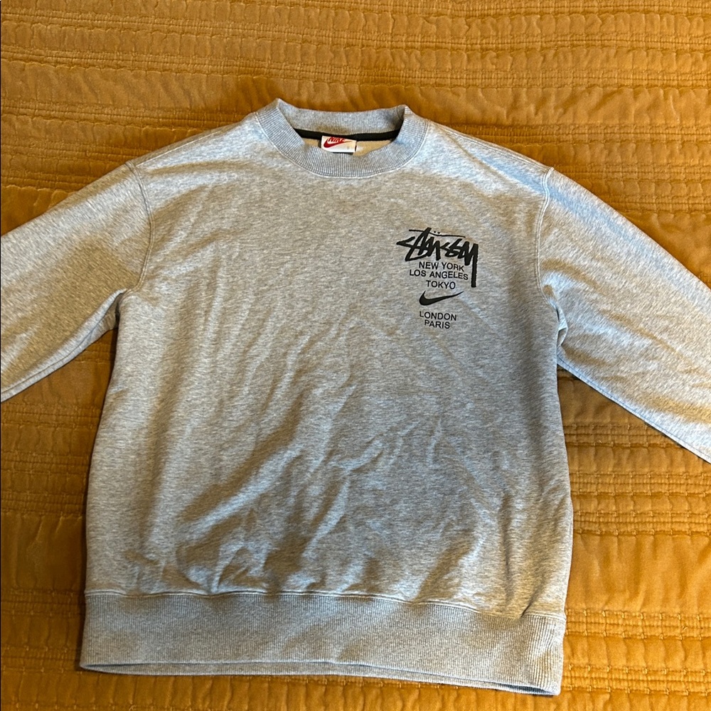 Stussy Light Gray Crewneck Sweater